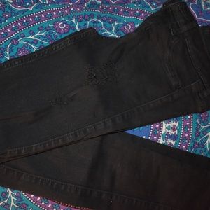 Distressed Black Skinny Jeans